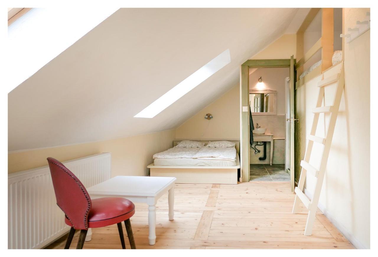 Kozy I Roze Farm stay Oldrzychowice Klodzkie